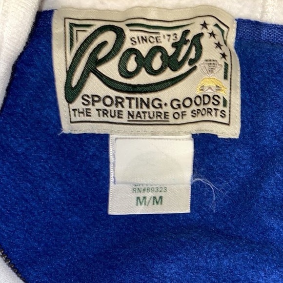 Roots Toronto maple leafs sweater - Picture 2 of 4
